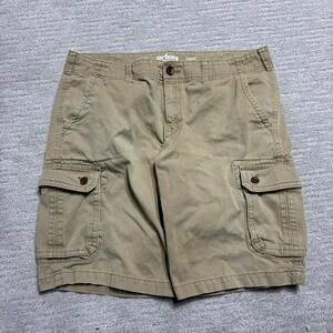 Urban Pipeline y2k 2000s long and baggy relaxed fit khaki skater cargo shorts